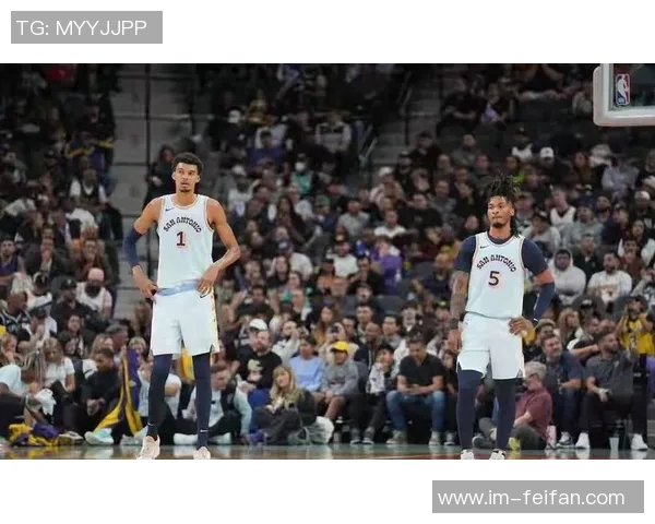 多支球队争抢字母哥尼克斯热火勇士马刺森林狼均表示兴趣