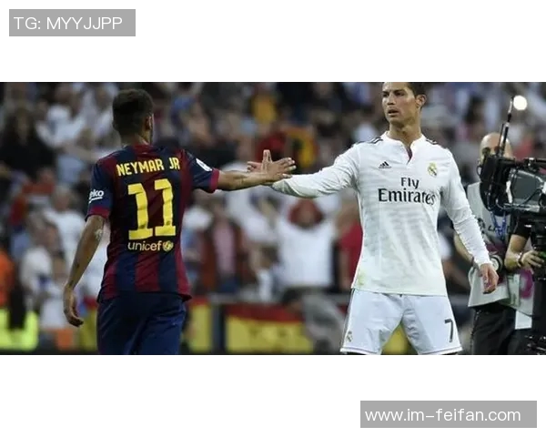 穆勒点评C罗与梅西的场上表现差异分析与射手特质探讨