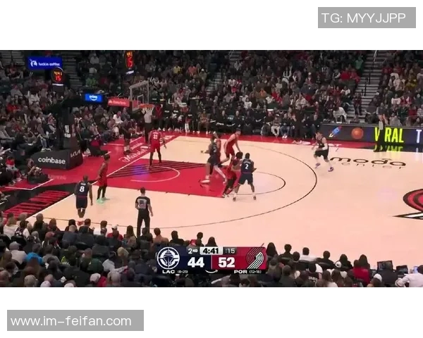 大洛的三分球提升快船空间感祖巴茨复出后球队战术如何调整